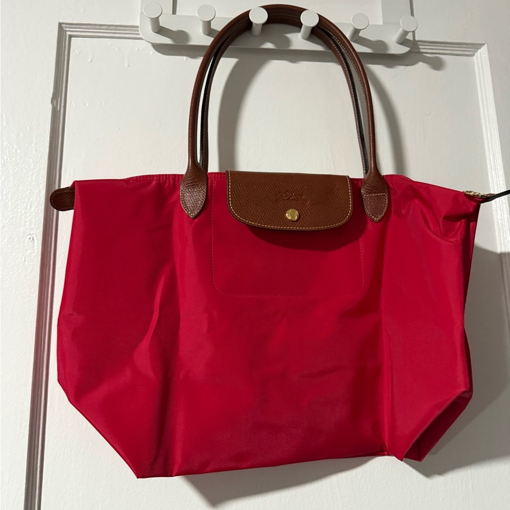 NWT Large Red Longchamp Le Pliage Tote Bag